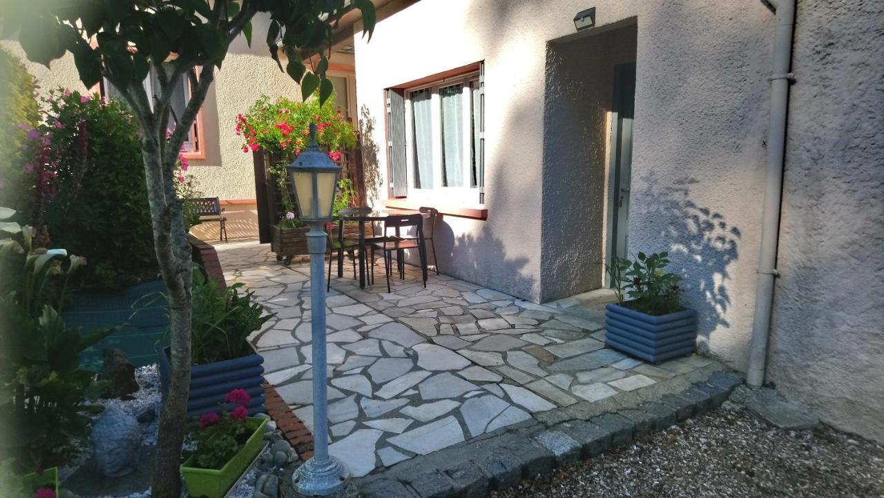 Apartmán 4 Rue Guy De Maupassant Valmont  Exteriér fotografie